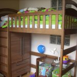letto a soppalco in legno per bambini