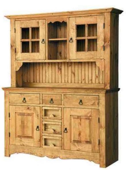 Interno della cucina con buffet
