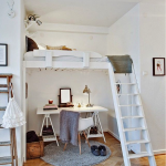letto a soppalco con zona lavoro grande