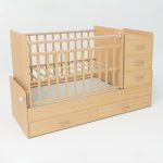 Letto trasformabile a pendolo + cassetto