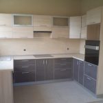 Mobili da cucina con facciate in truciolare laminato