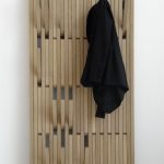 appendiabiti da parete in legno