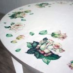 tavolo bianco in stile shabby chic