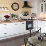interno cucina bianca