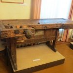 grande banco da lavoro in legno