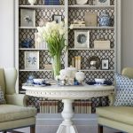 decorazione dell'armadio con tessuto