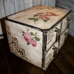 cassettiera decoupage pronta