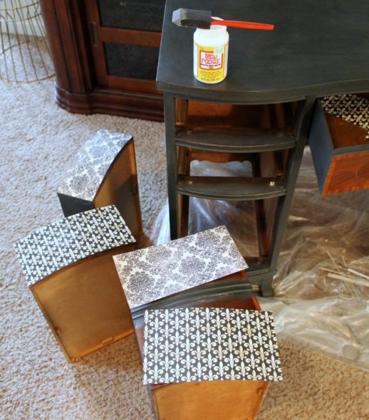 cassetti del tavolo da decoupage