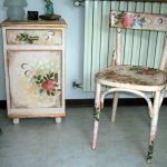 decoupage di sedia e comodino