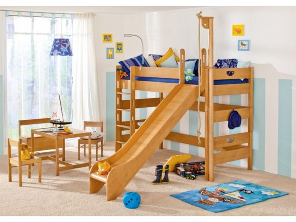 letto a soppalco con scivolo