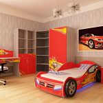 lettino per bambini auto rossa