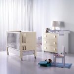 lettino per bambini su ruote