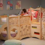 letto per bambini con scivolo in legno
