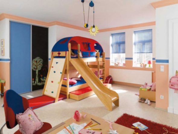 letto per bambini con scivolo