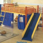 lettino per bambini con scivolo foto