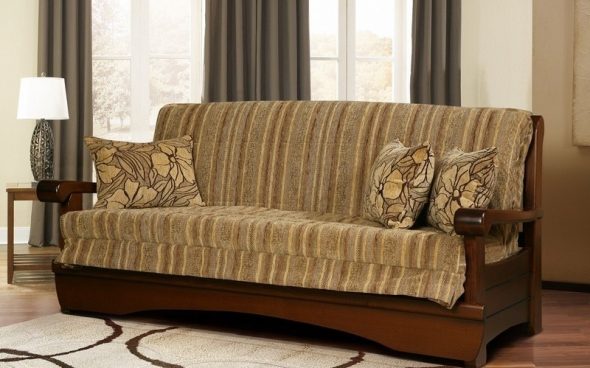 divano letto in legno