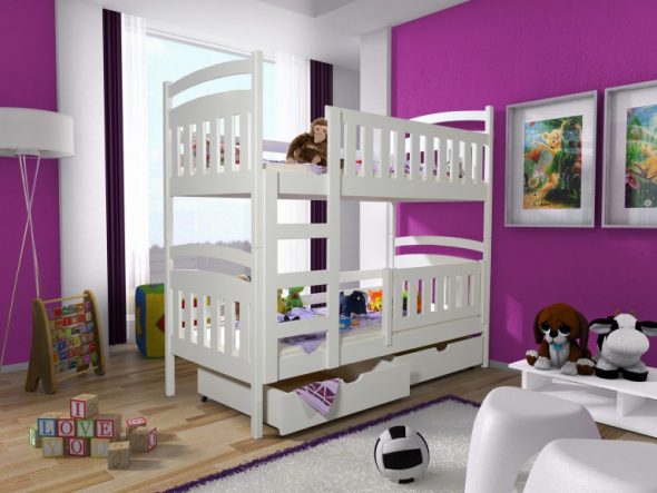 un letto a castello per due bambini