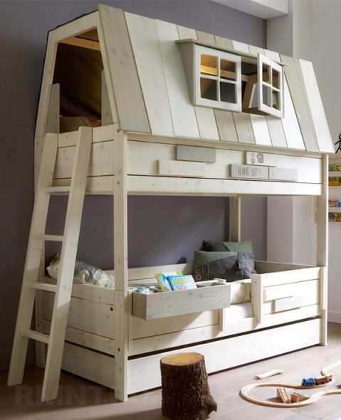 casa con letto a castello