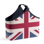 porta giornali con bandiera britannica
