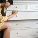 foto di come eliminare l'odore dei mobili