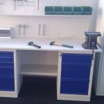 bellissimo banco da lavoro fai da te per la lavorazione dei metalli