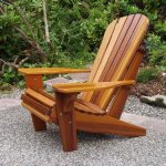sedia in legno naturale