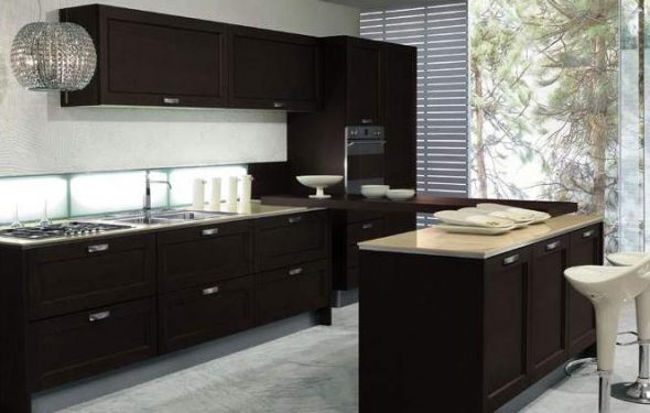 set da cucina scuro