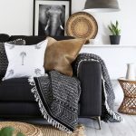 gettare sul divano una coperta di lana