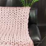 fodera per divano lavorata a maglia