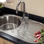 lavello da cucina sopraelevato