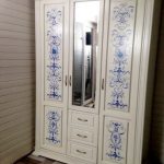 aggiornamento del guardaroba decoupage
