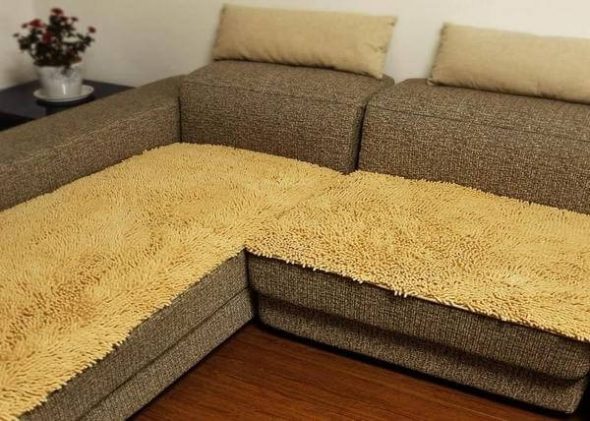 coperta per il divano