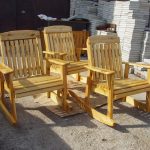 sedia da giardino in legno