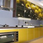 pellicola autoadesiva in cucina