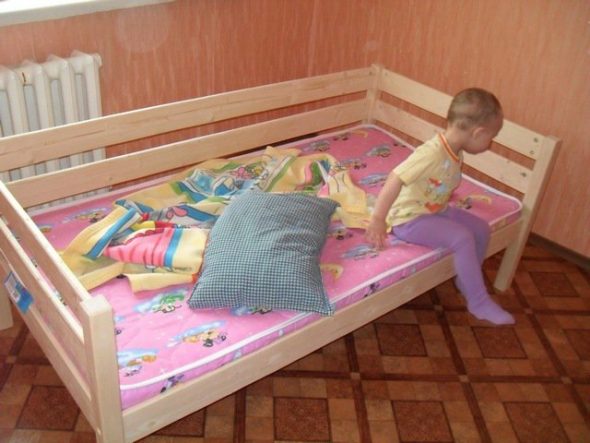prepara il tuo letto per una foto di un bambino