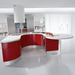 studio di cucina nei toni del bianco