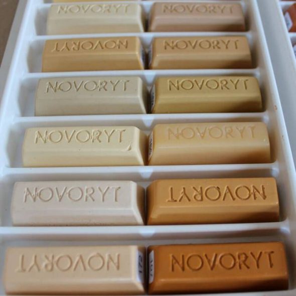 tavolozza di colori a cera