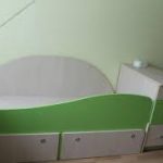 Letto per bambini con sponda protettiva alta