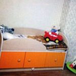 Letto per bambini con sponda protettiva + materasso ortopedico