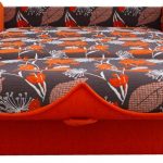 Divano letto con cassetti per la biancheria