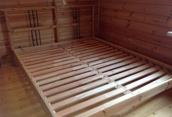 Base per letto matrimoniale Ikea