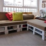 Puoi anche realizzare un divano angolare con sei pallet