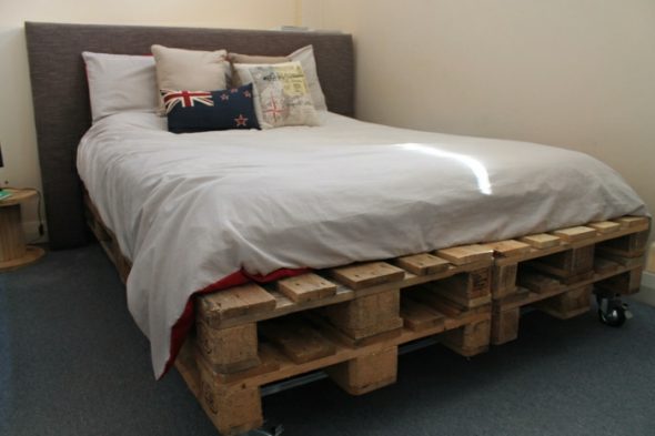 fare un letto con i pallet