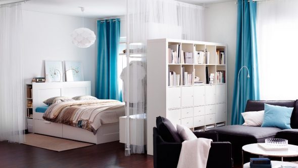 Struttura letto Brimnes con cassetti