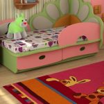 letto per bambini con sponde in truciolare