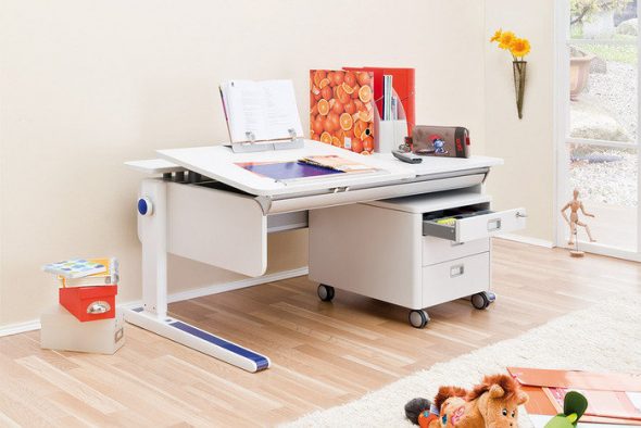 tavolo trasformabile per scolaretto