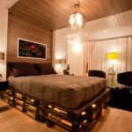 letto in pallet di legno