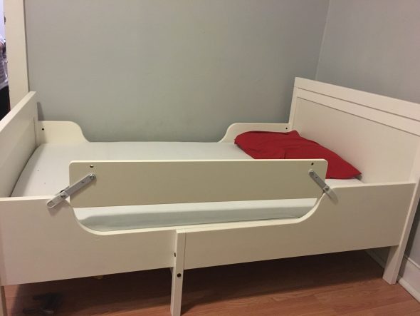 foto della credenza Ikea