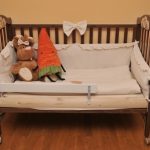letto per bambini con sponde in camera da letto