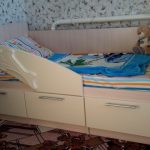letto per bambini a forma di delfino